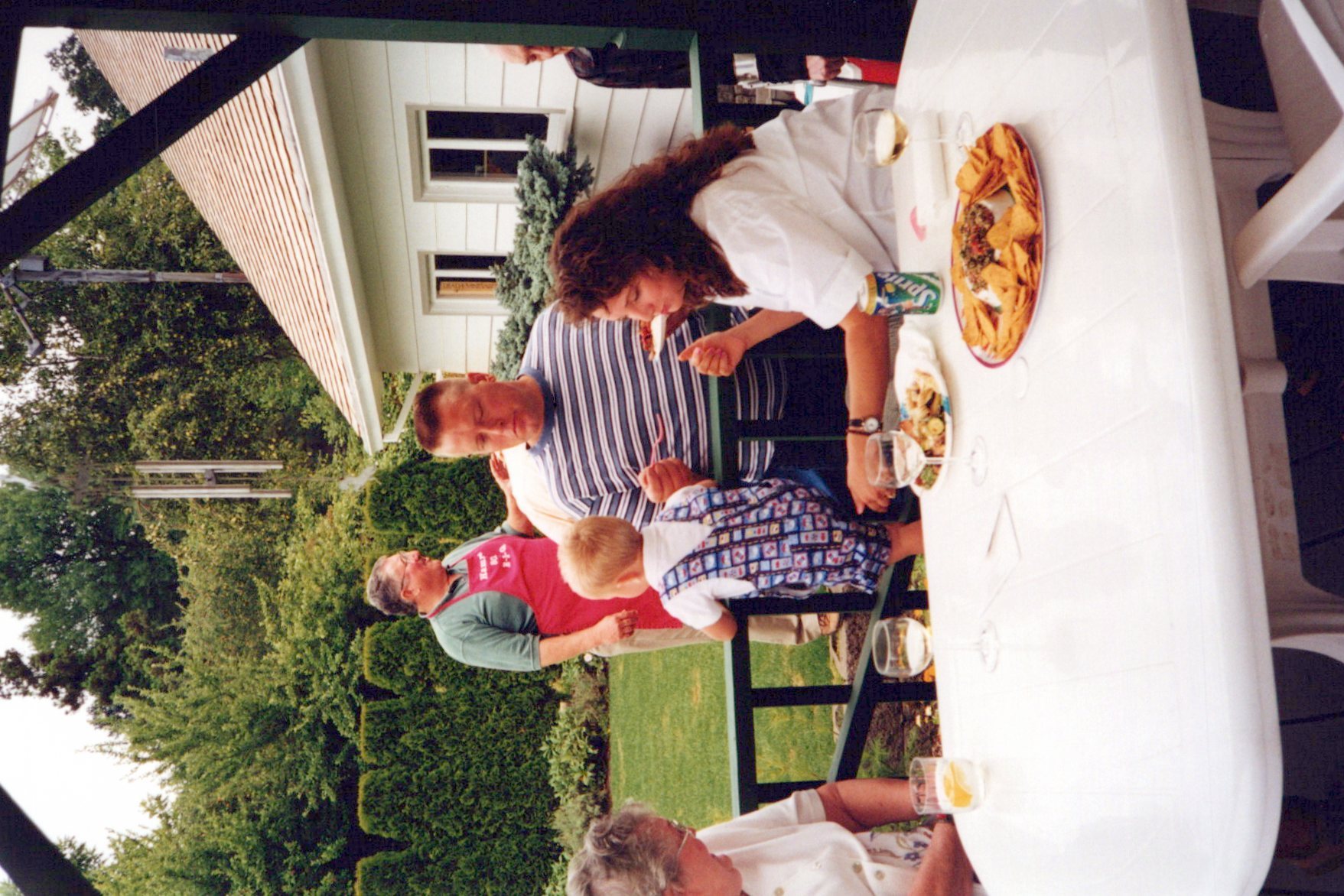1999_Tate_Picnic_0040_a.jpg