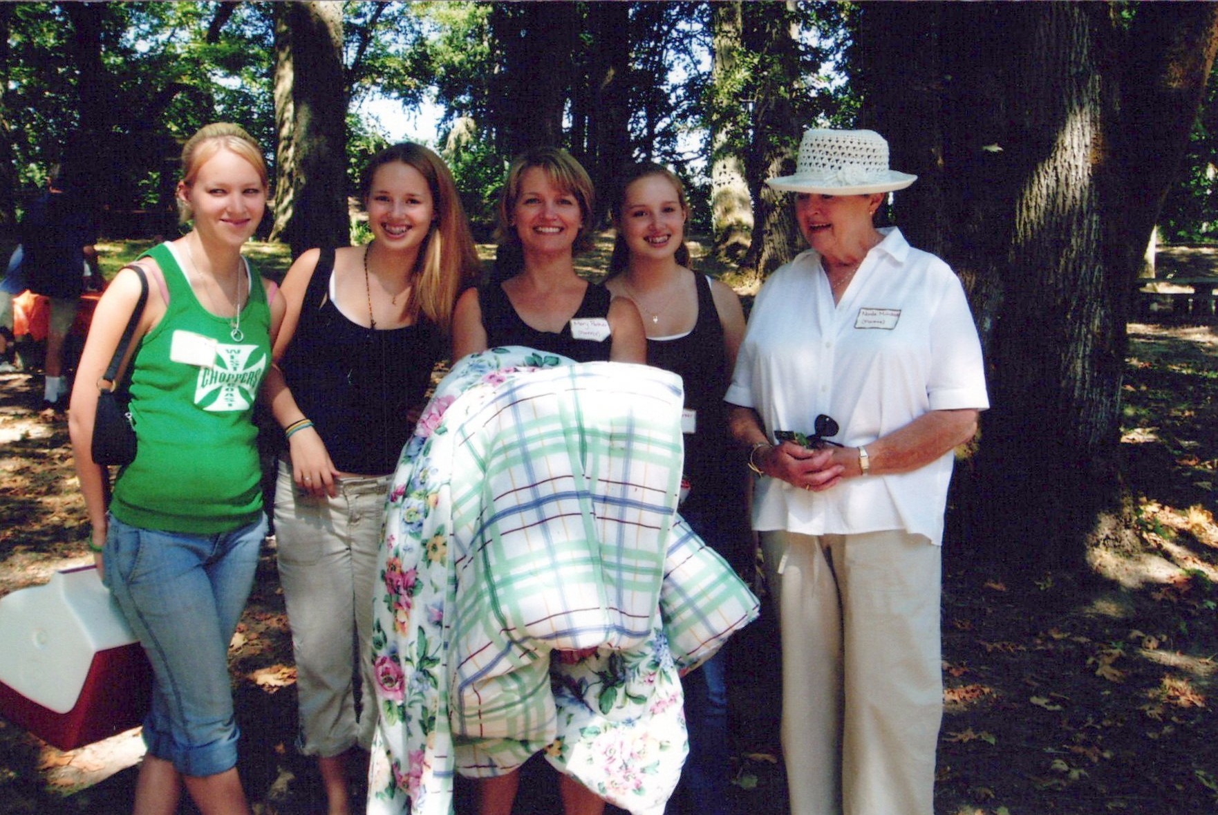2005_Tate_Picnic_0029_a.jpg